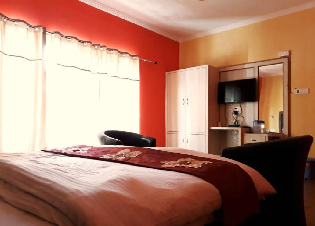 Hotel Royal Plaza Leh Zewnętrze zdjęcie