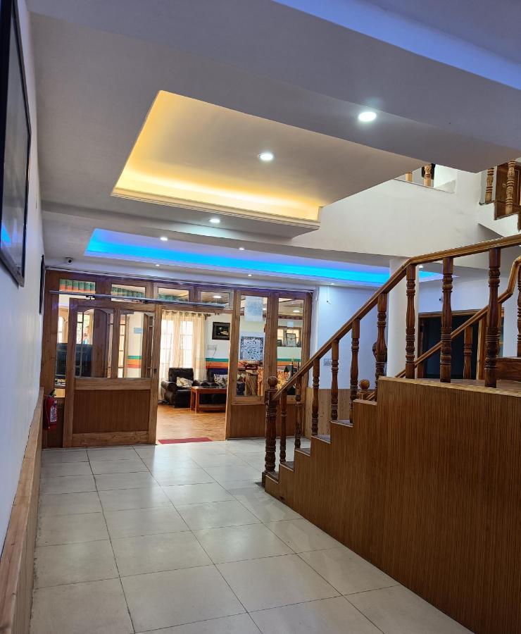 Hotel Royal Plaza Leh Zewnętrze zdjęcie